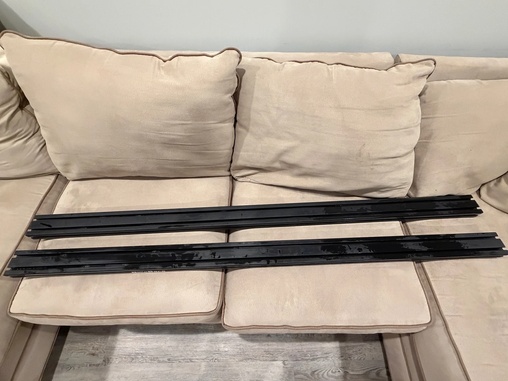Jeep Gladiator Billie Bars 8 inch Profile Bed Rack - Jeep Gladiator IMG_8028