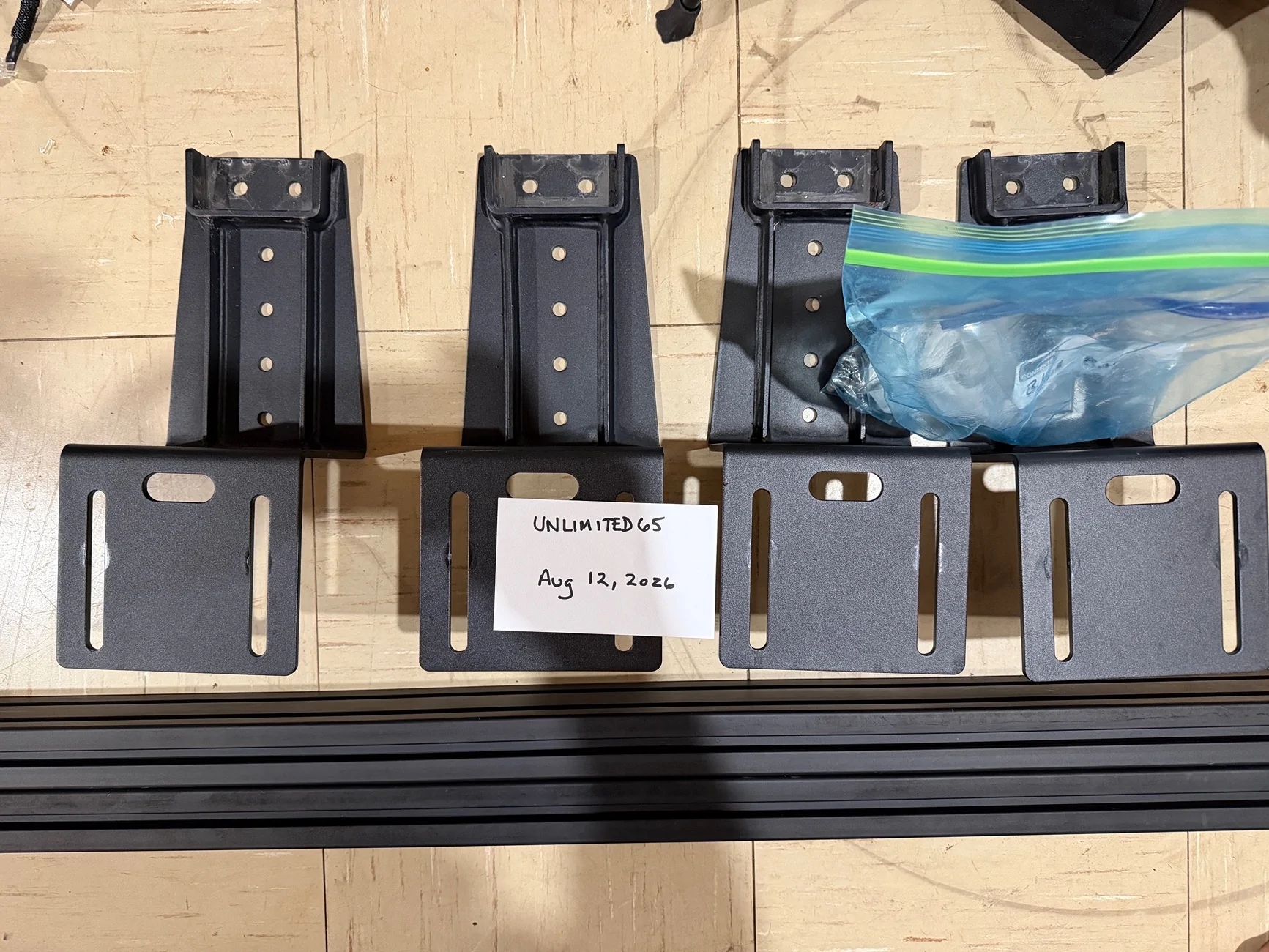 Jeep Gladiator Billie Bars 8 inch Profile Bed Rack - Jeep Gladiator IMG_8069