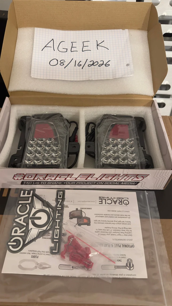 Jeep Gladiator Oracle Lighting Rear Bumper LED Reverse Lights New - $75 Oracle Reverse Lights Contents