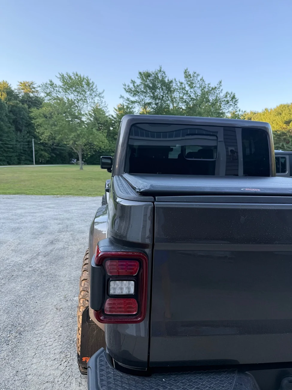 Jeep Gladiator Access Soft Bed  Cover IMG_5489