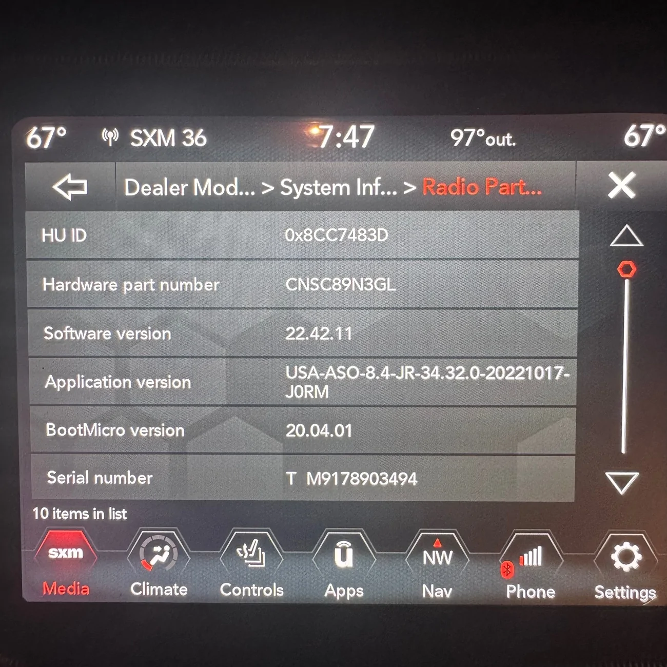 Jeep Gladiator How to: Update UConnect 8.4" via USB drive. IMG_9100
