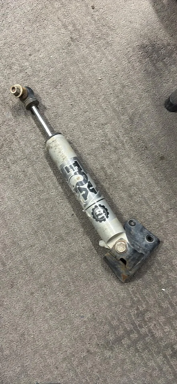 Jeep Gladiator Mopar 2in lift components on stock received_2119217402331783