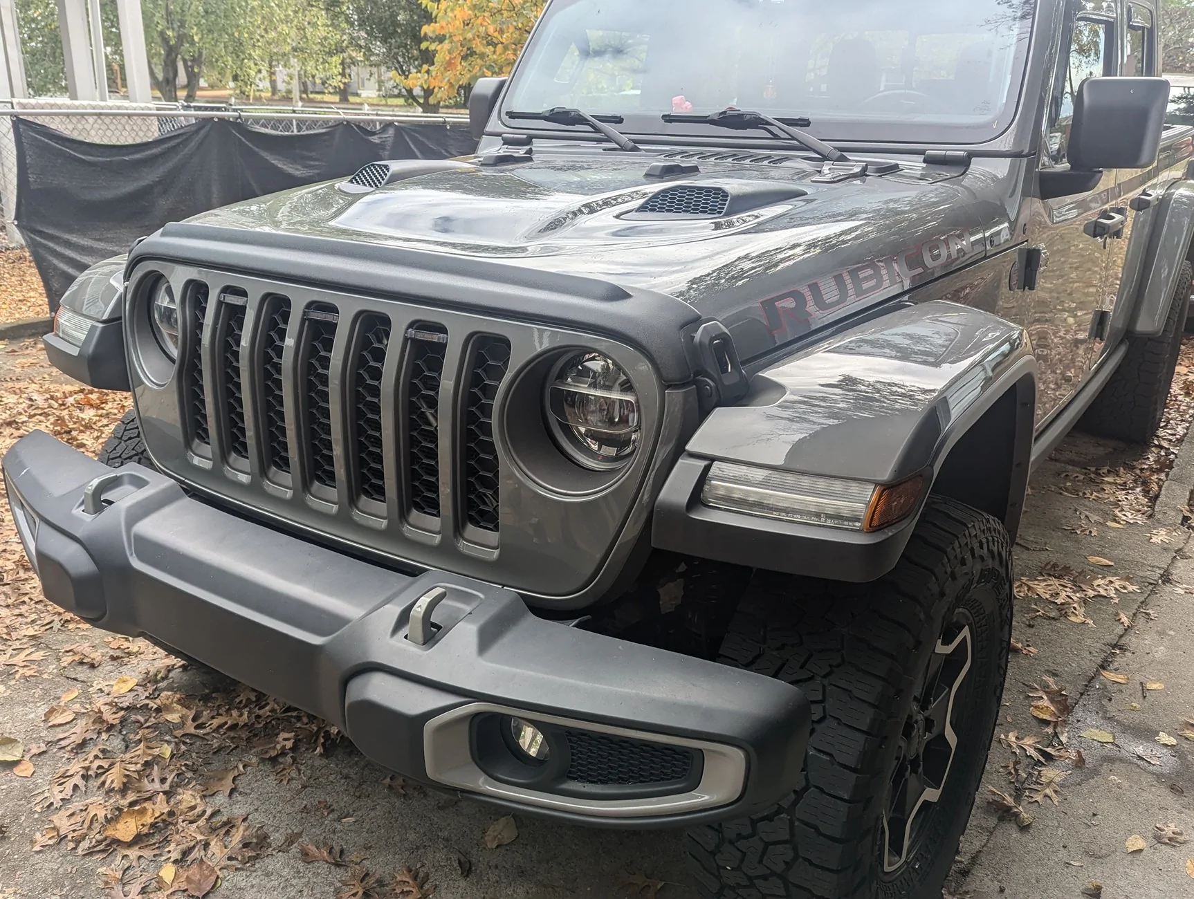 Jeep Gladiator Hood heat shield PXL_20241101_174658189