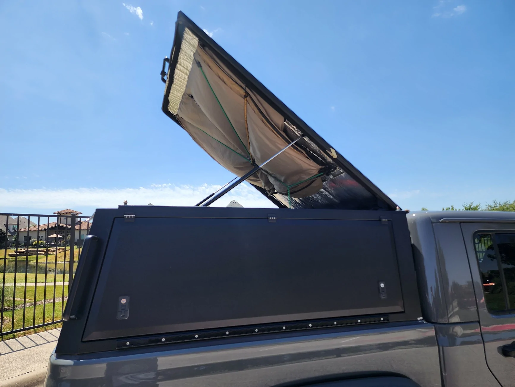 Jeep Gladiator 2021 Mojave with Expedition Ready Equipment 8 1000014815