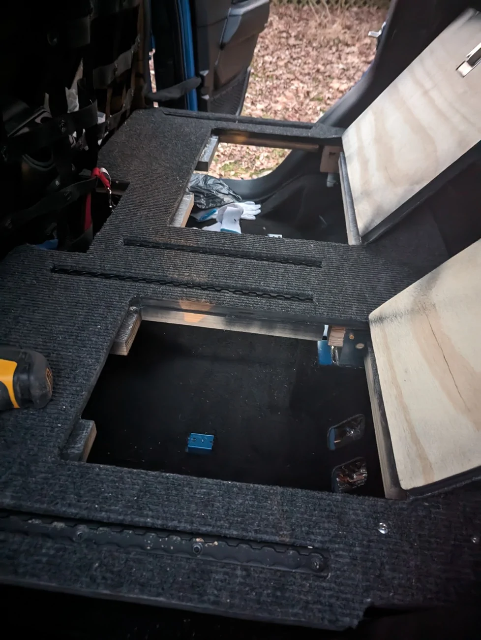 Jeep Gladiator Dog Mess Containment System (Home Made... mostly) 1000006334