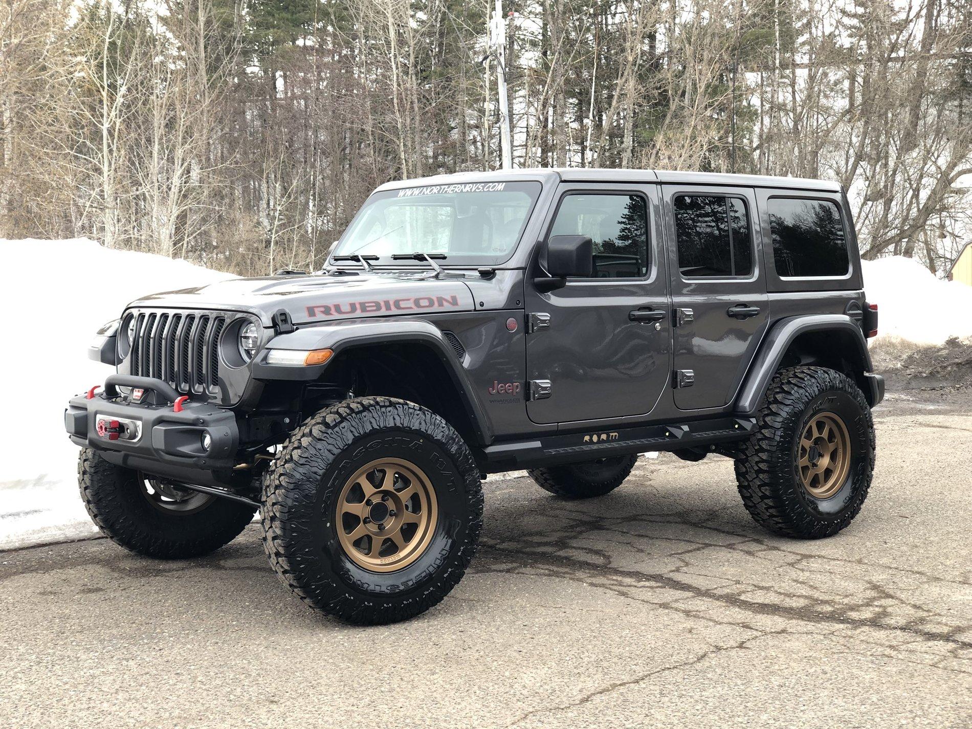 Jeep Gladiator GRANITE CRYSTAL JT Gladiator Club AD7D5257-BE45-40DF-8FBC-A635D9FC7584