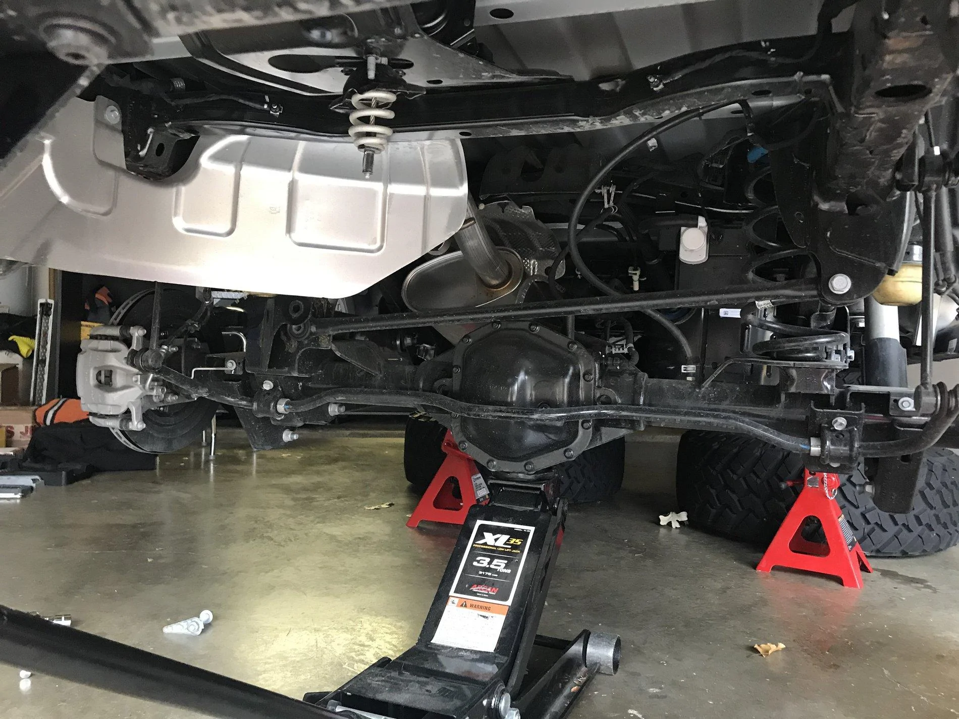 Jeep Gladiator Anyone running the JKS 3.5 inch lift kit. 5C082807-FA1E-4FA4-AAEB-CE6B61BEA14D