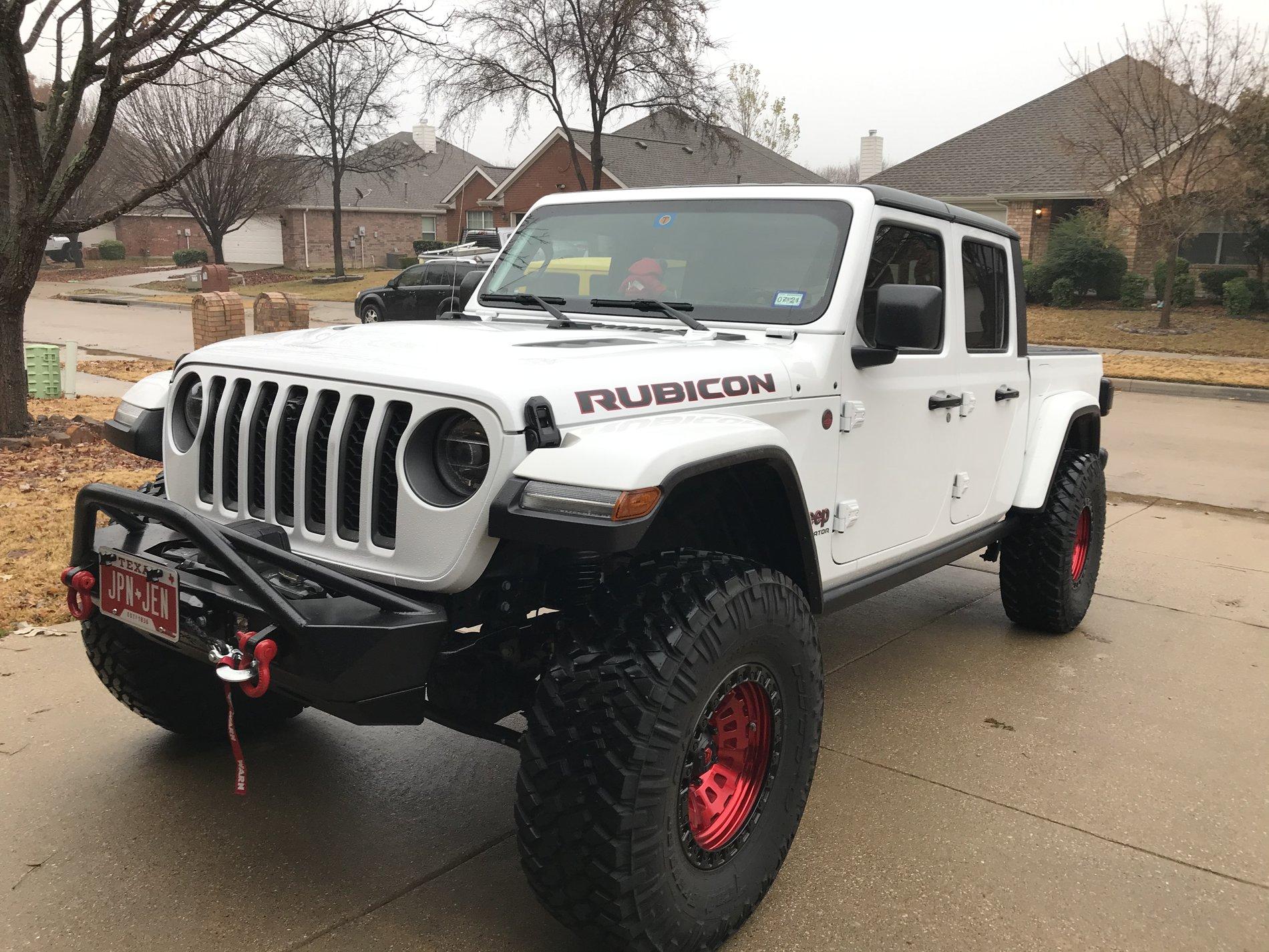 Jeep Gladiator Anyone running the JKS 3.5 inch lift kit. F1EABDD1-D7F2-4955-9566-C6D581319BC7