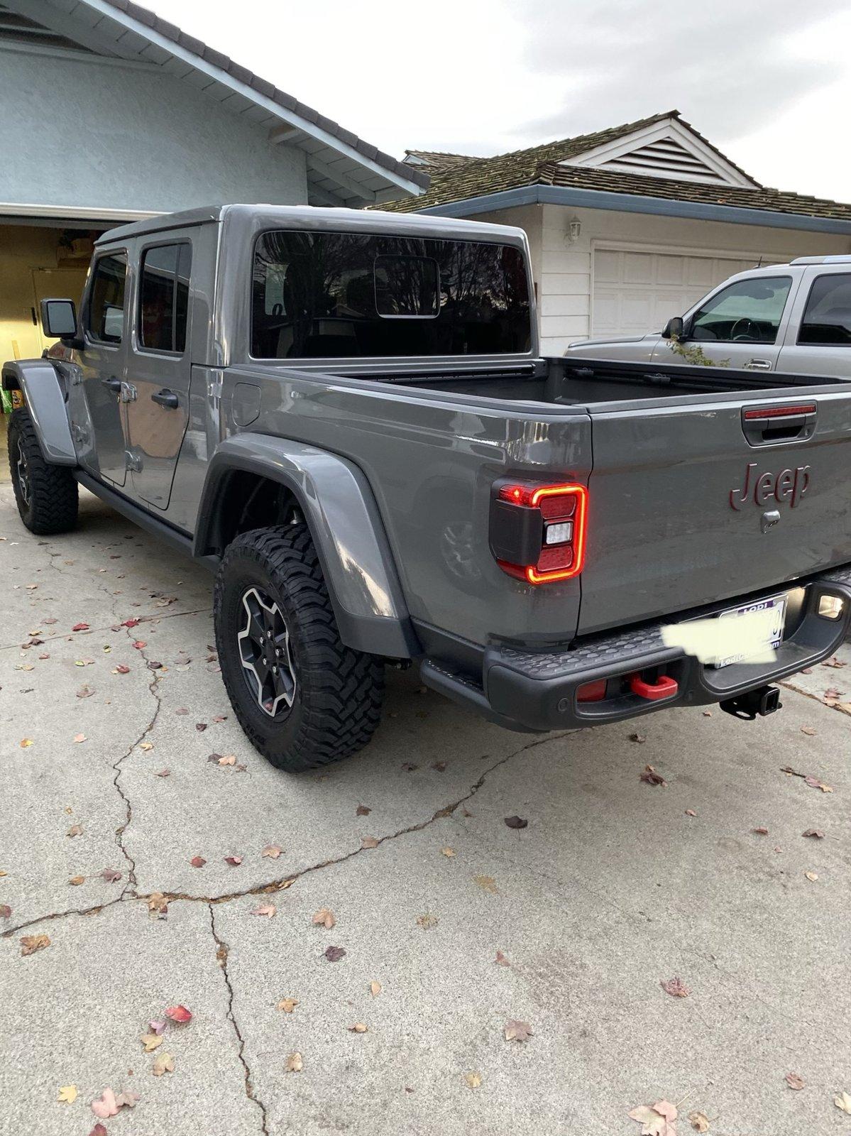 Jeep Gladiator STING GRAY Gladiator JT Club 46CDB46C-7D31-4615-B4D8-7AB31CD9D399
