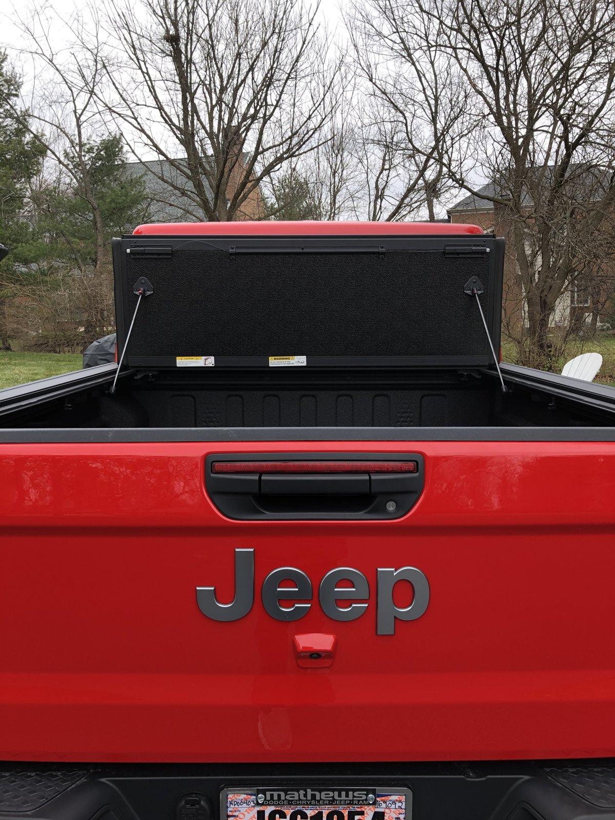 Jeep Gladiator Aftermarket Tonneau Covers? D8F828DB-7E95-408B-A8A3-7F88CF046380