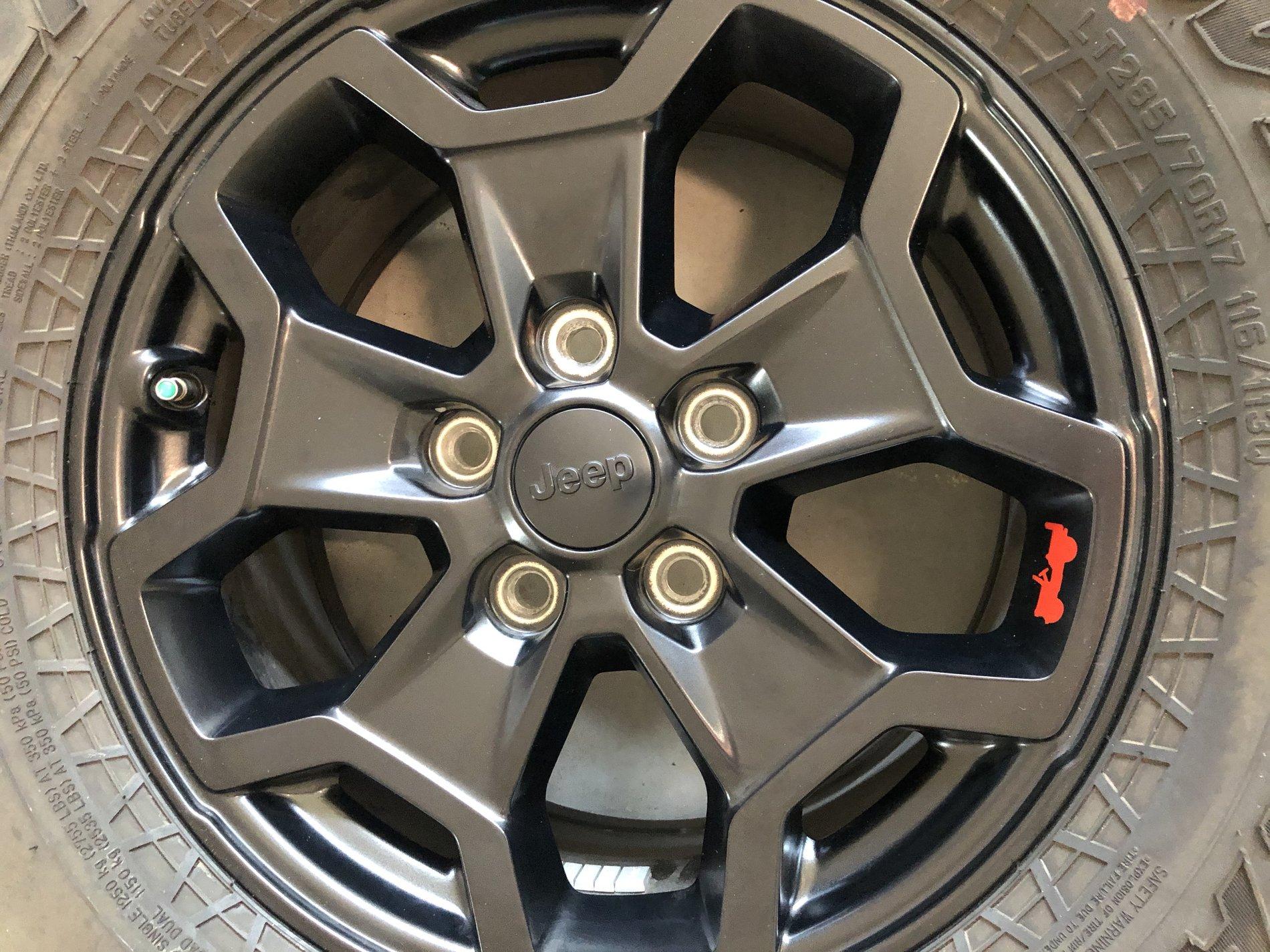 Jeep Gladiator LE Wheels and Tires IMG_1124