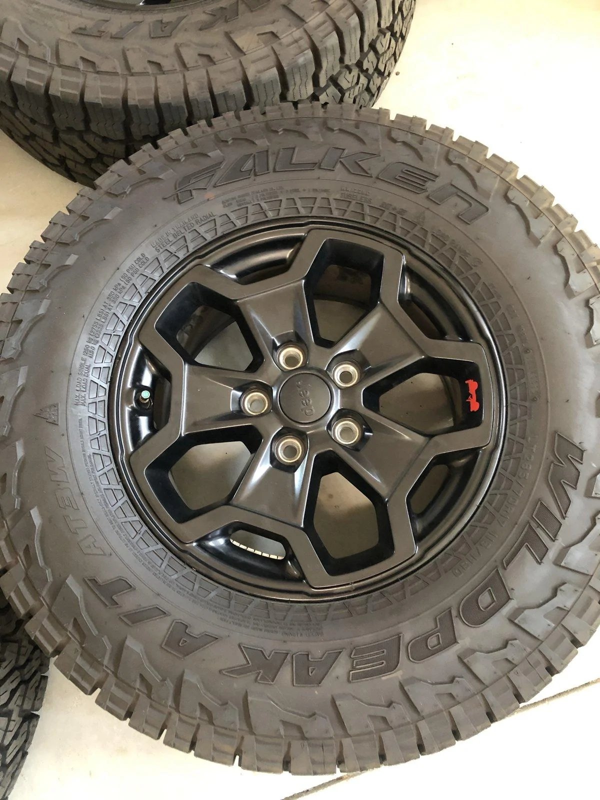 Jeep Gladiator LE Wheels and Tires IMG_1125