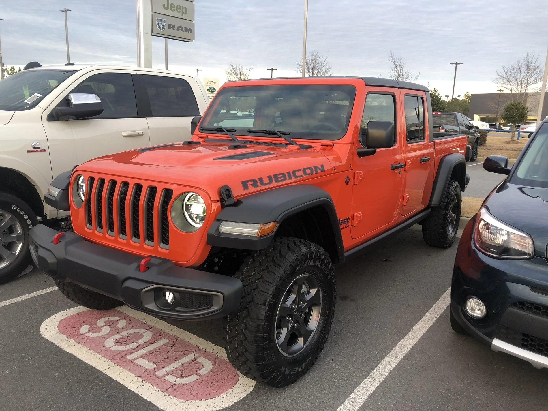Jeep Gladiator Punk'n owner's unite! D468B057-4D26-4380-ACC7-777DB16F9B90