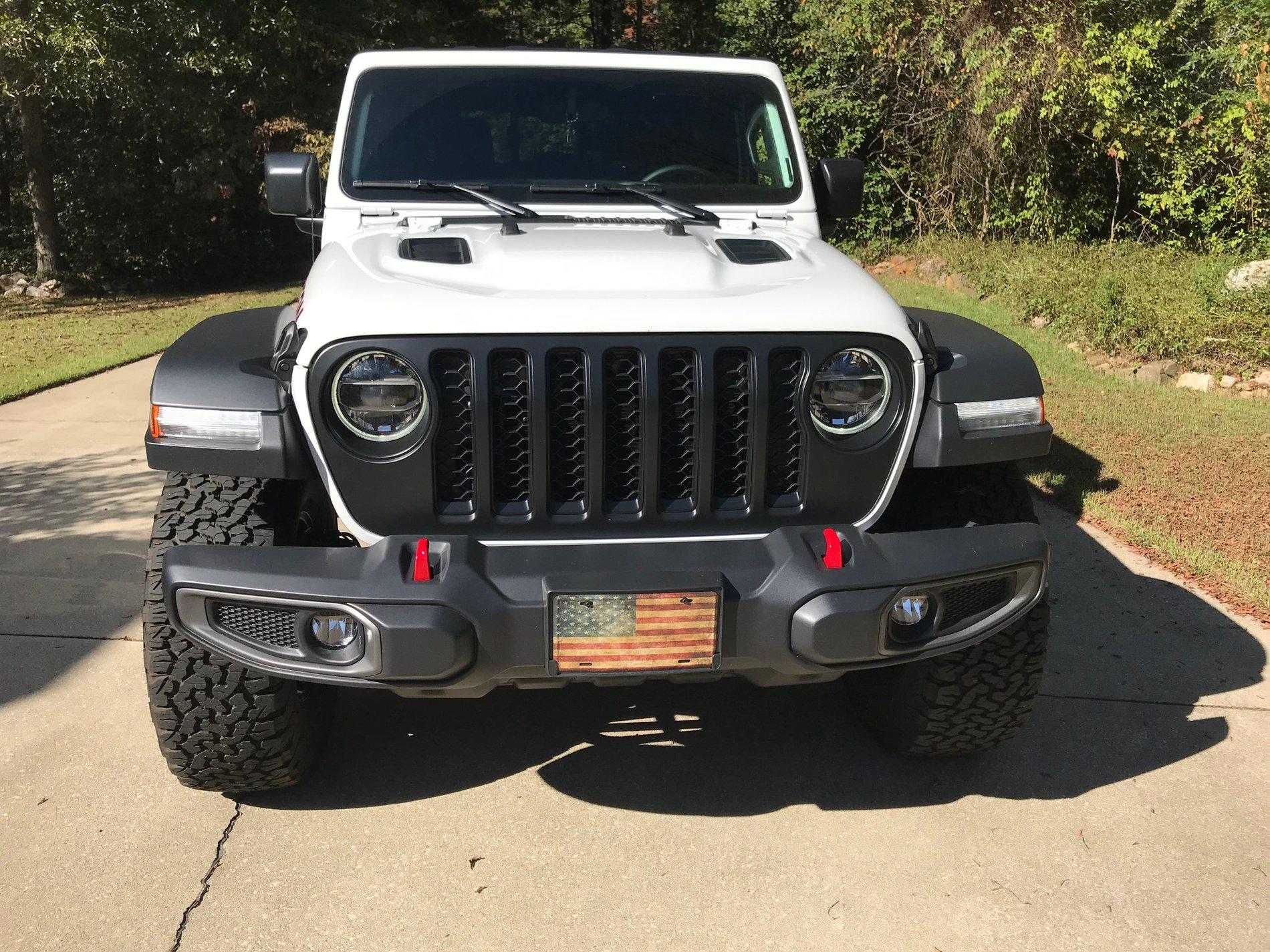 Jeep Gladiator WTS:  OEM Rubicon Non-Steel Front Bumper IMG_3774