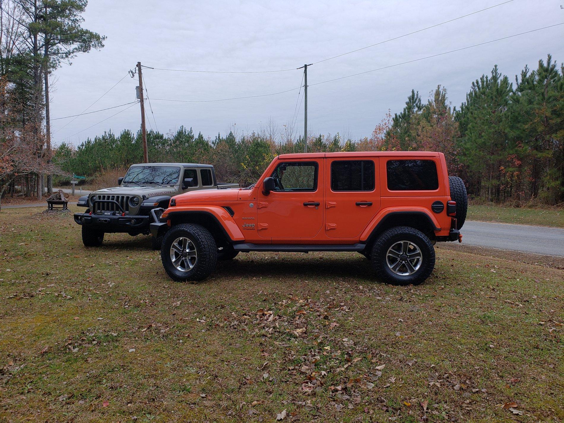 Jeep Gladiator Bonnie & Clyde JL/JT Dual Build 20191130_094954