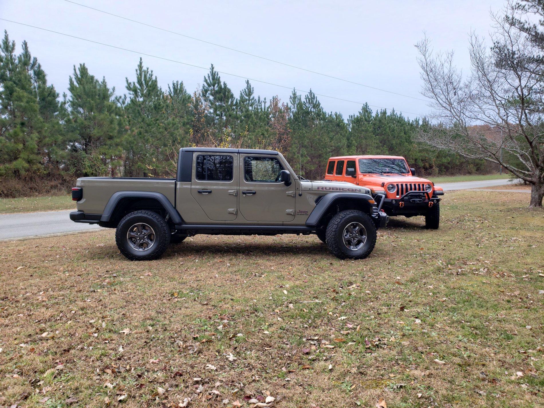 Jeep Gladiator Bonnie & Clyde JL/JT Dual Build 20191130_095102