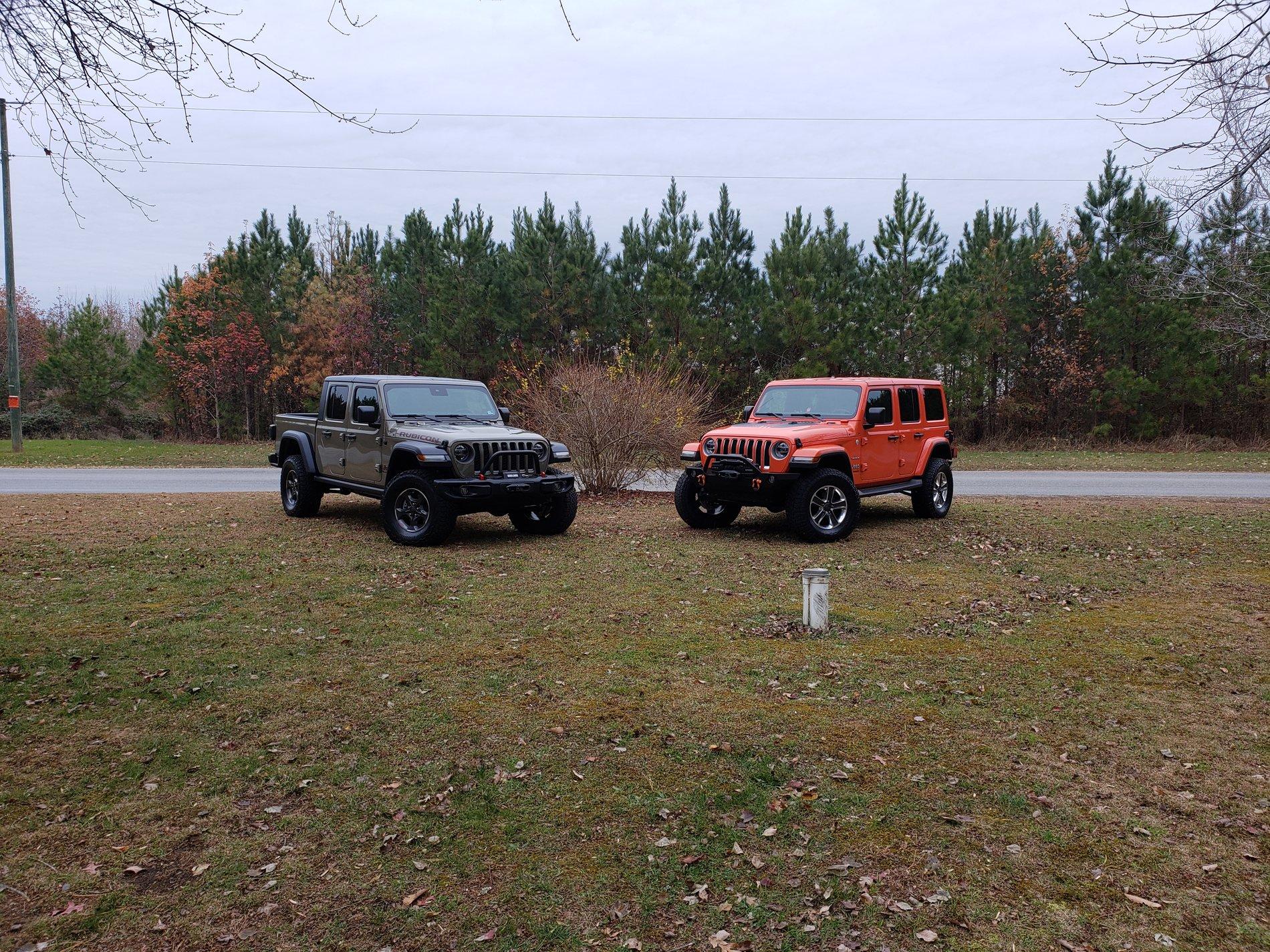 Jeep Gladiator Bonnie & Clyde JL/JT Dual Build 20191130_095653