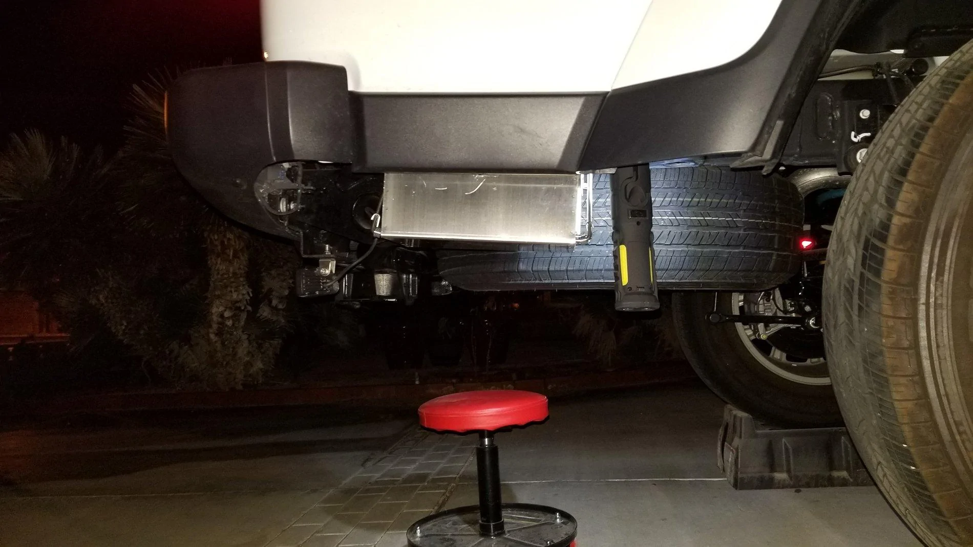 Jeep Gladiator power inverter location? 20191017_190238