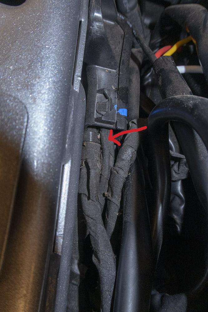 Jeep Gladiator Help, cannot find aux switch wiring under hood auxwires