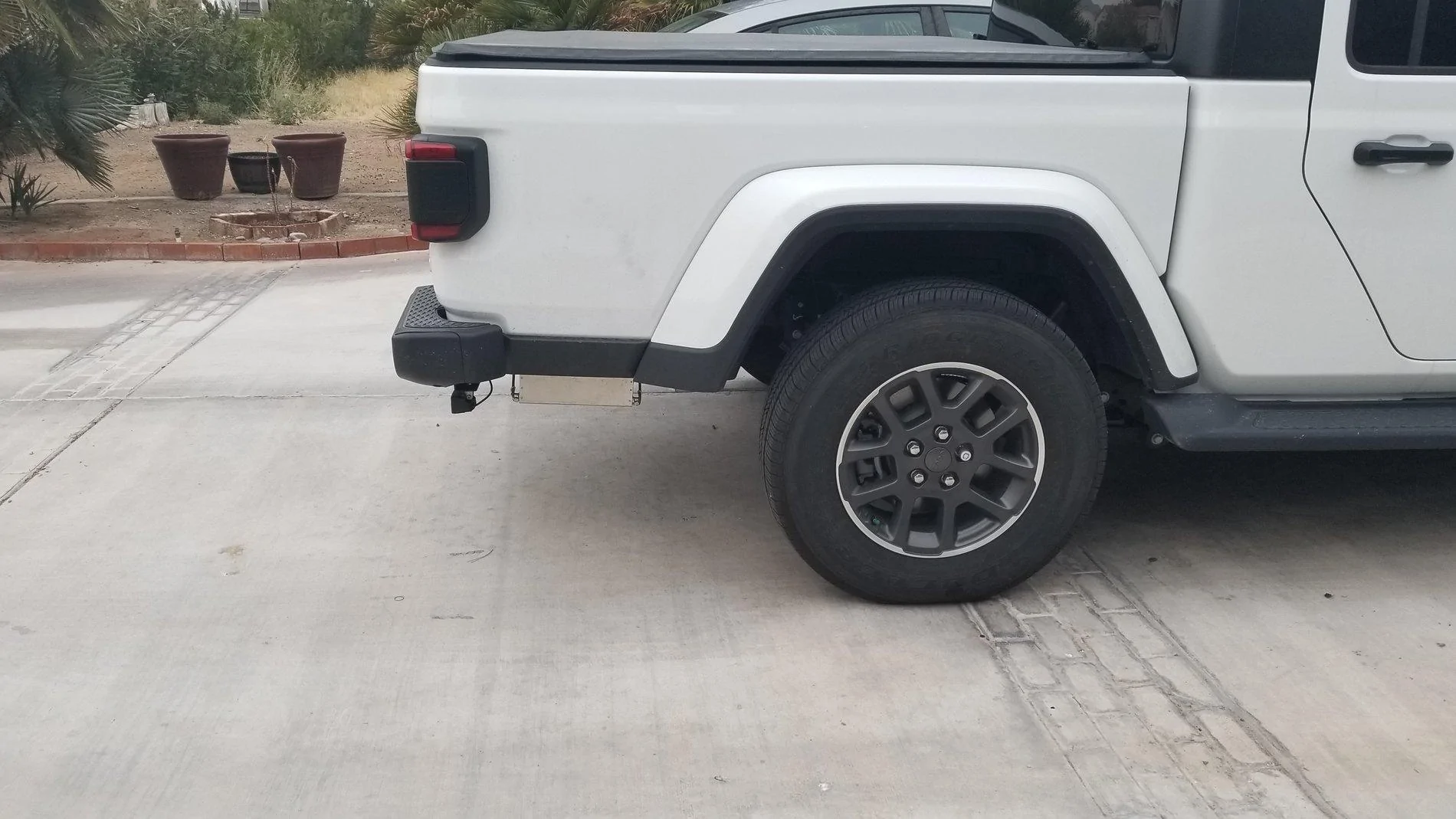 Jeep Gladiator power inverter location? 20191203_160239