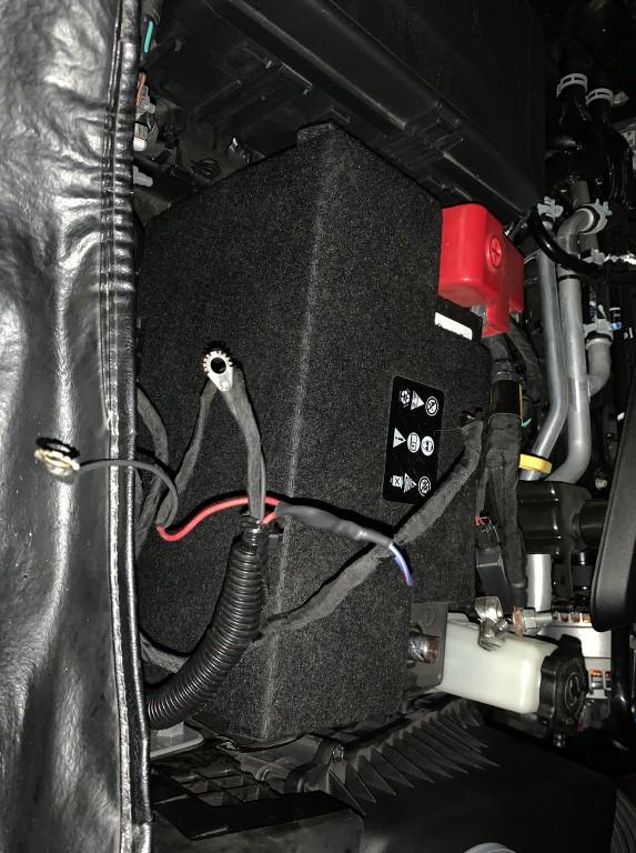 Jeep Gladiator Help, cannot find aux switch wiring under hood UmDGgK