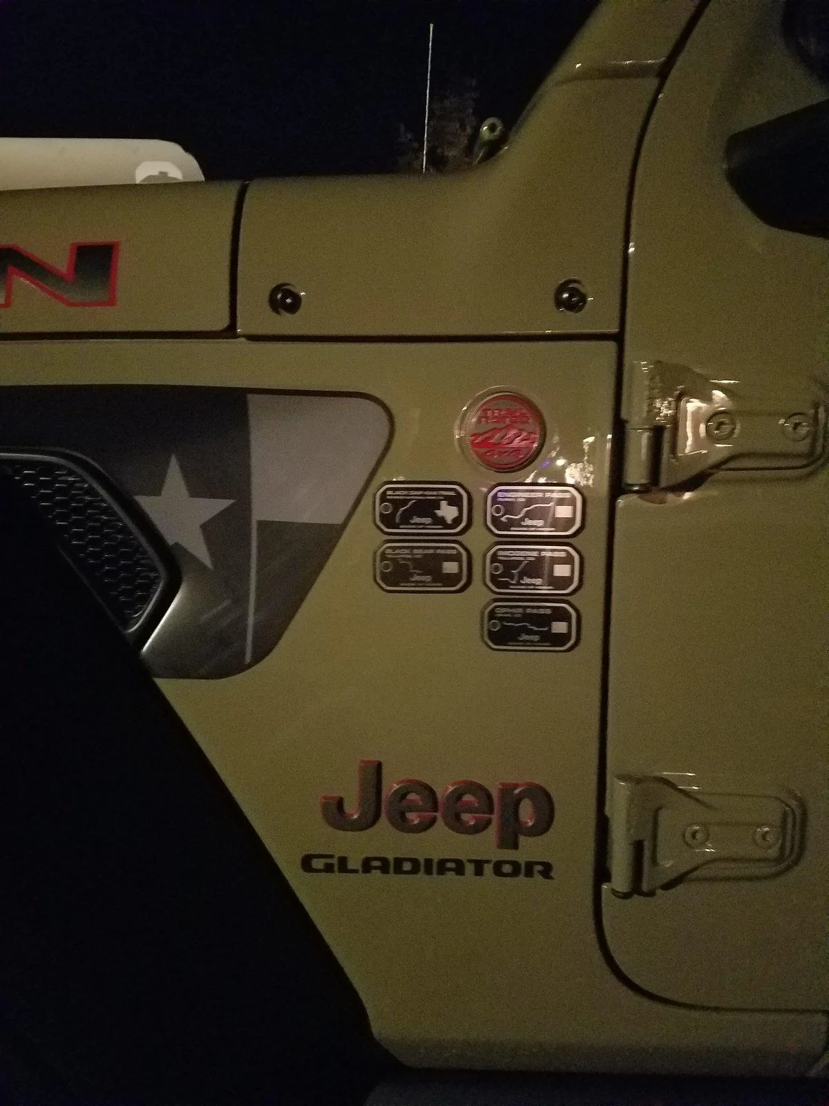 Jeep Gladiator GATOR Gladiator JT Club 20191202_212113-jpg