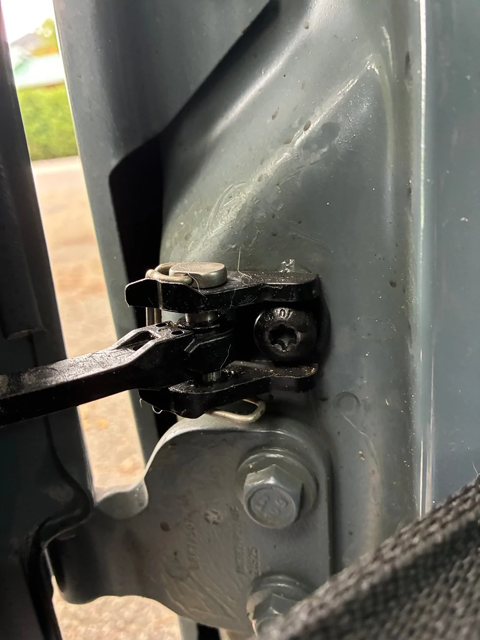 Jeep Gladiator Making Jeep Doors Quick Release IMG_1636