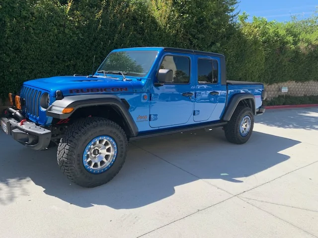 Jeep Gladiator Simulated beadlock wheels. IMG_0160