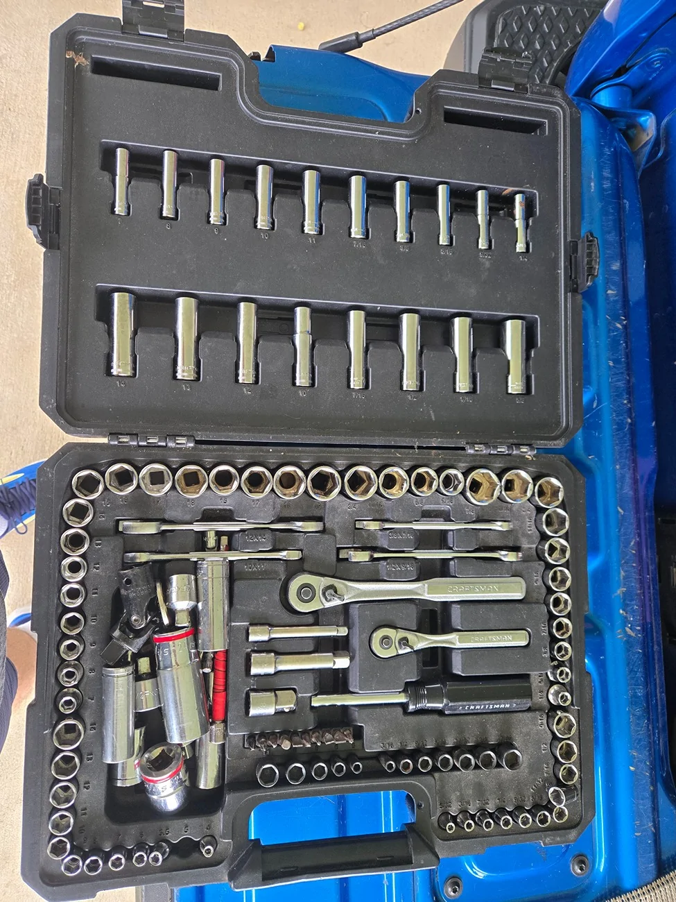 Jeep Gladiator Tool kit / socket suggestions 1000015583