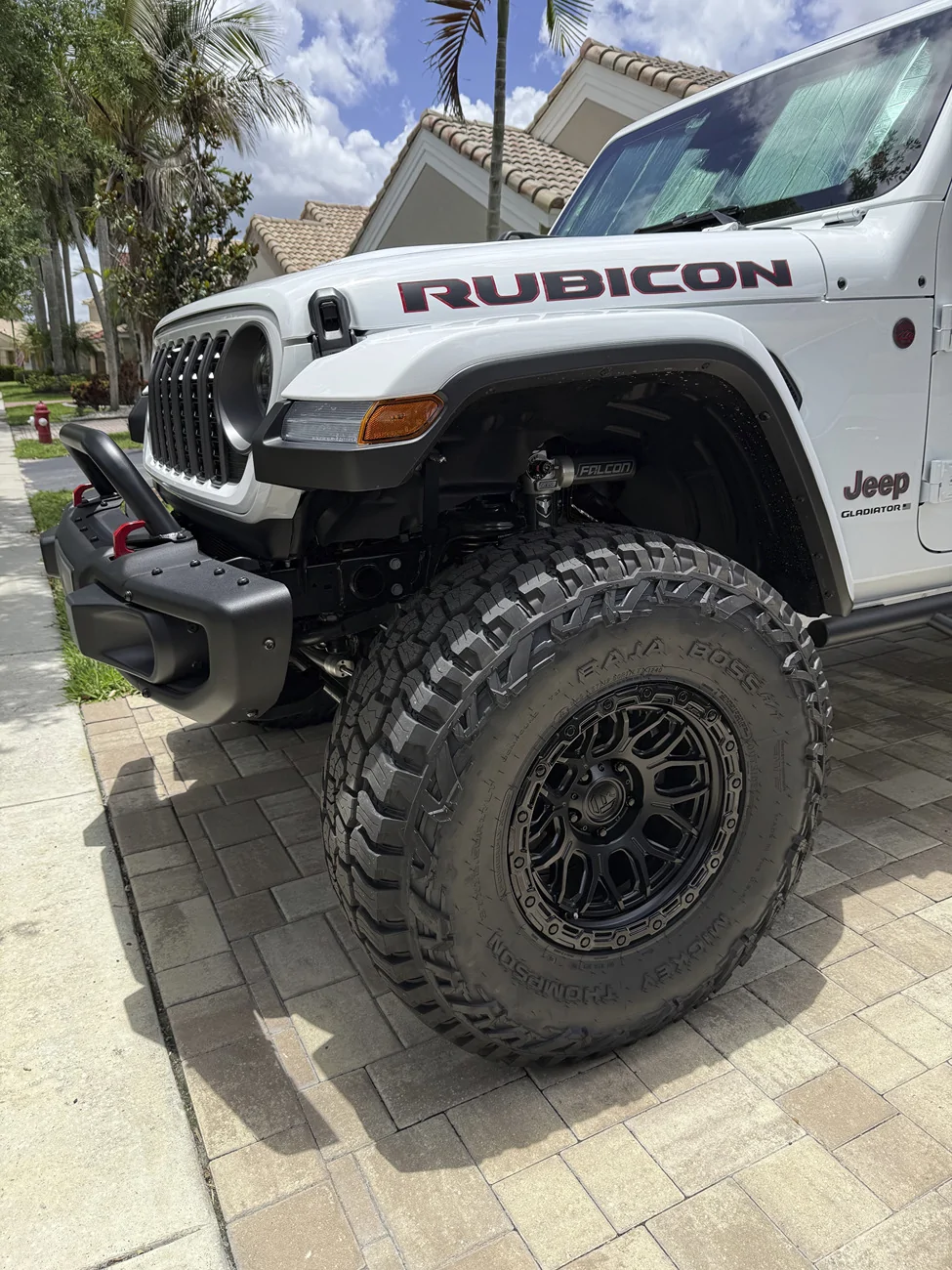 Jeep Gladiator Simulated beadlock wheels. Fuel - Surge - wheel pic