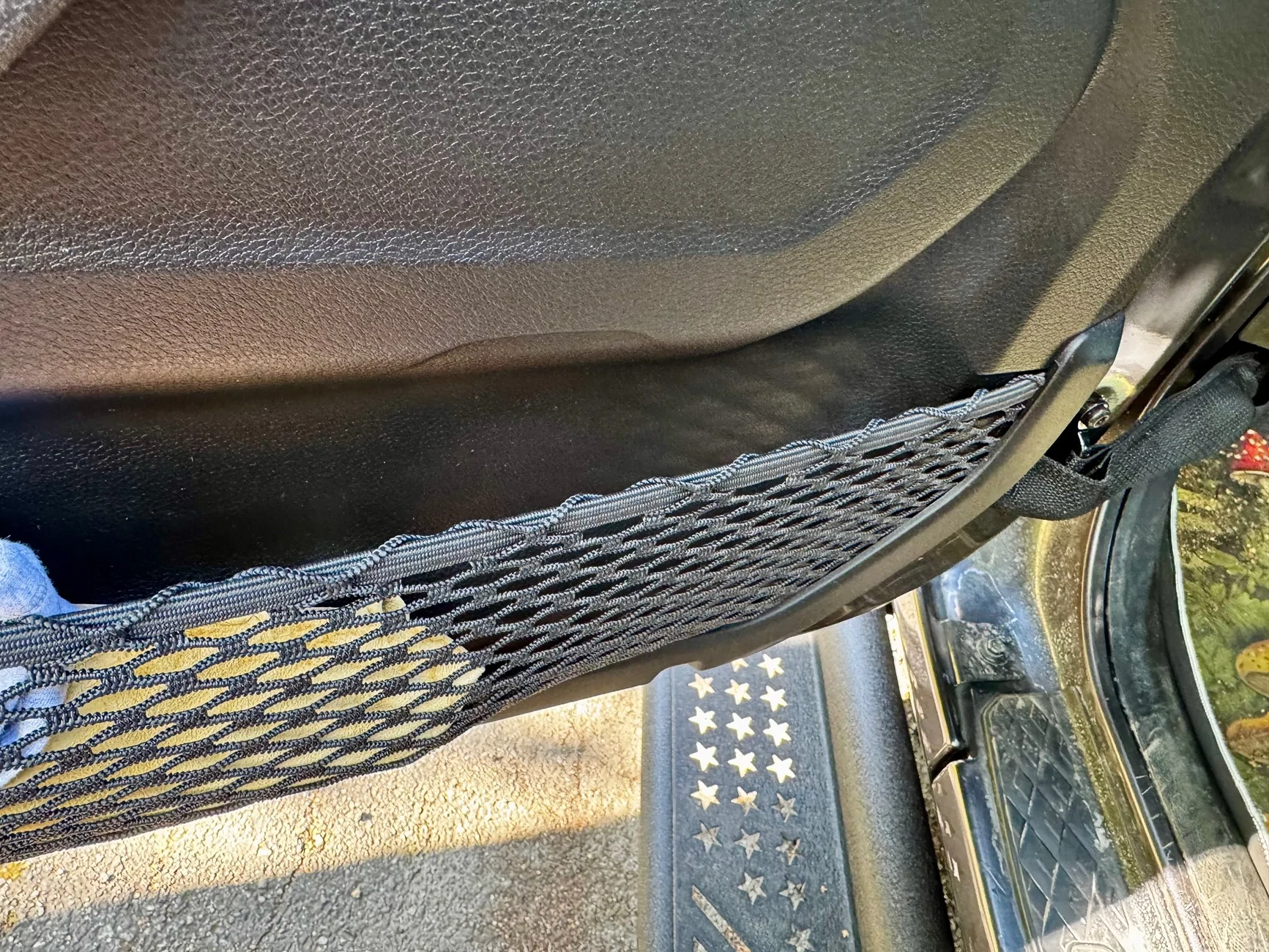 Jeep Gladiator Sunpie Door Cupholder Install IMG_2036