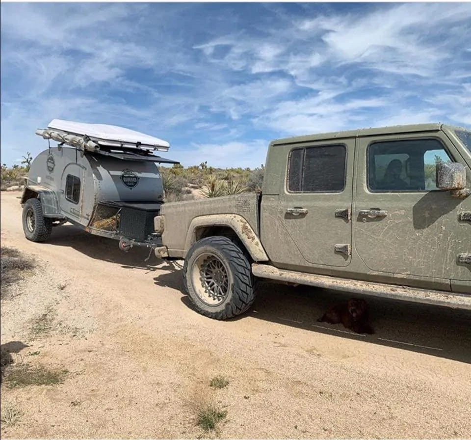 Jeep Gladiator AMW425 RV :) 1583762800031-brokengladiatorgallery