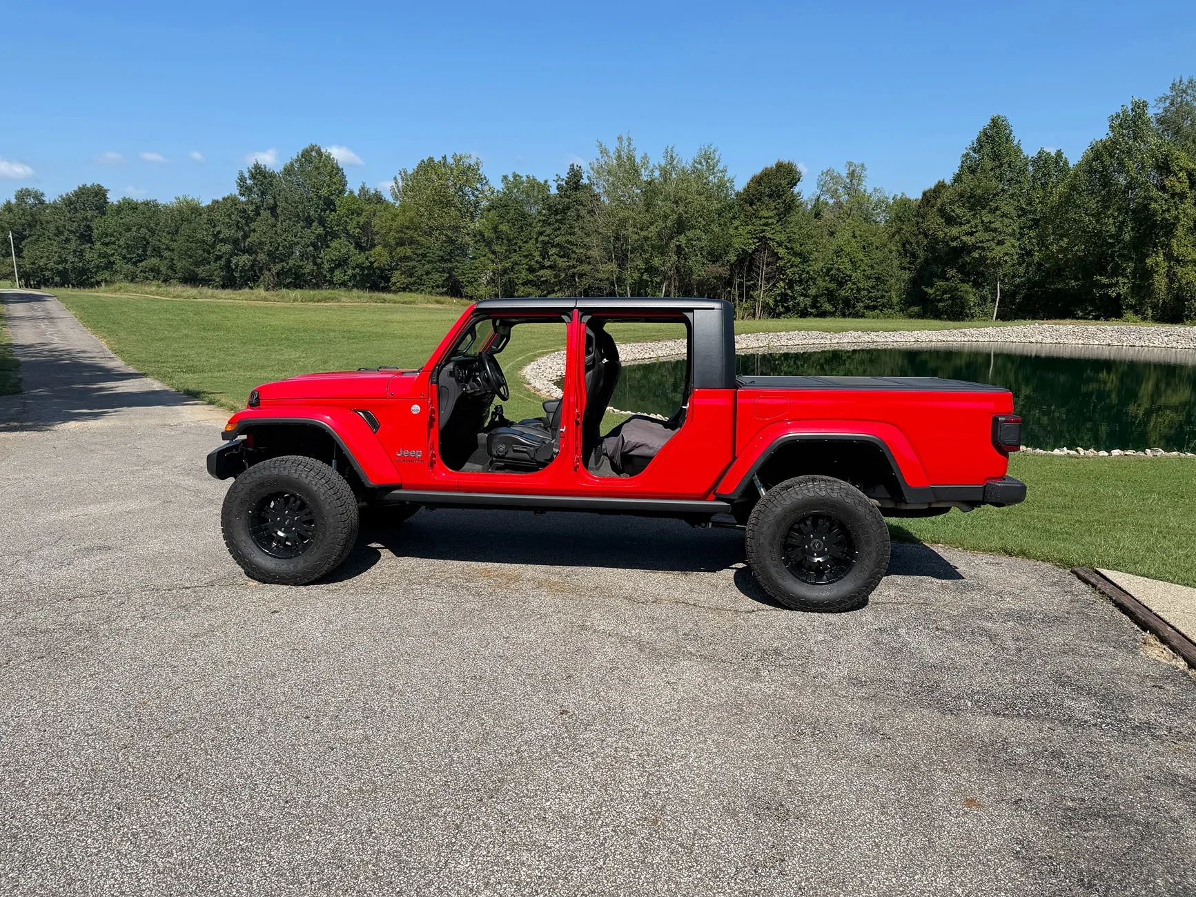 Jeep Gladiator Side steps or not? Or... get steps bed-linered 26-09-06 11-31-48 3333