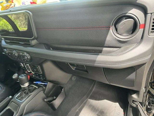Jeep Gladiator 2026 GLADIATOR RUBIO DASH HELP IMG_7406