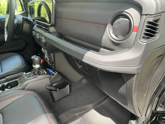Jeep Gladiator 2026 GLADIATOR RUBIO DASH HELP IMG_7407