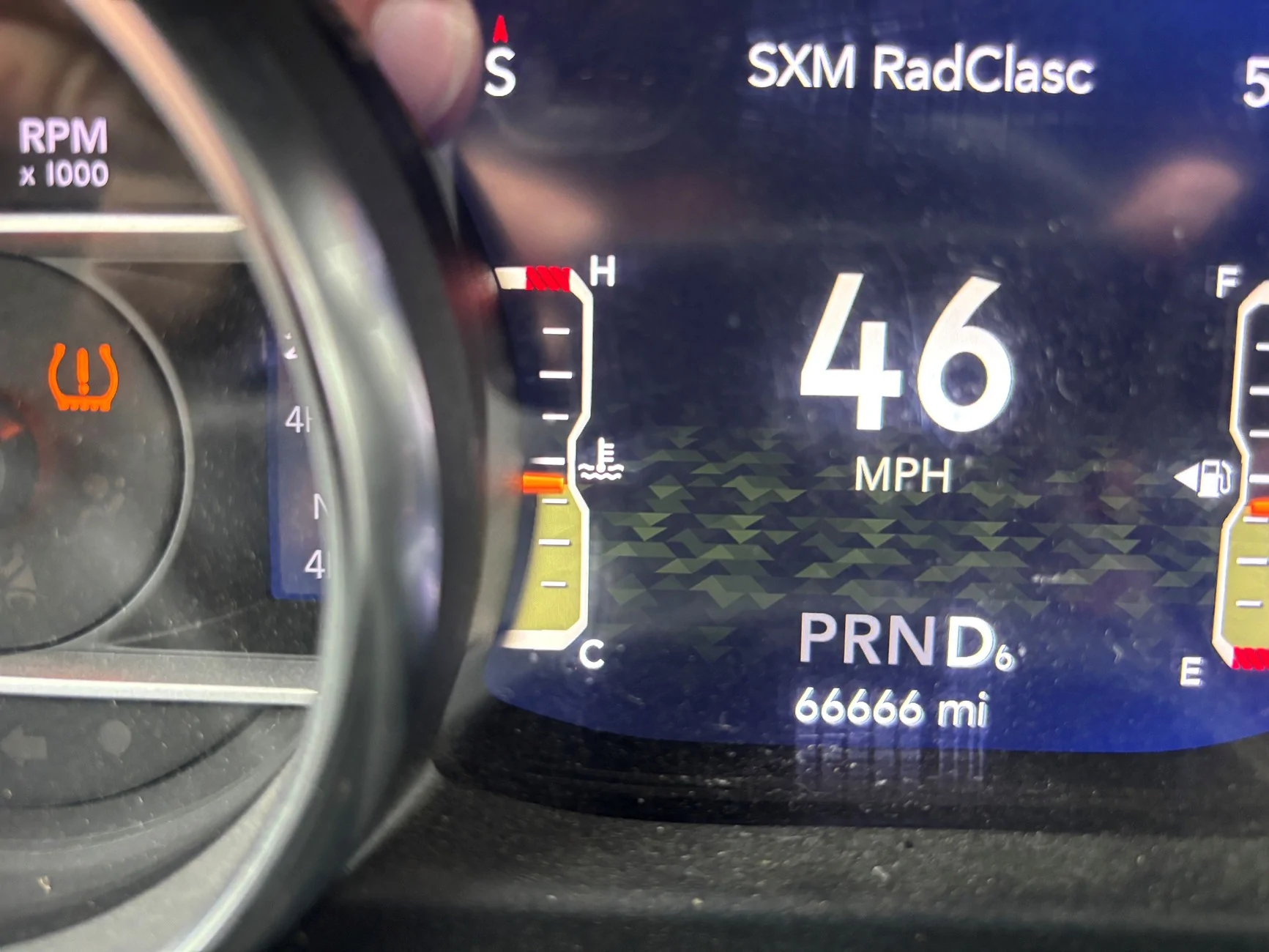 Jeep Gladiator Evil Odo reading Odo reading 2