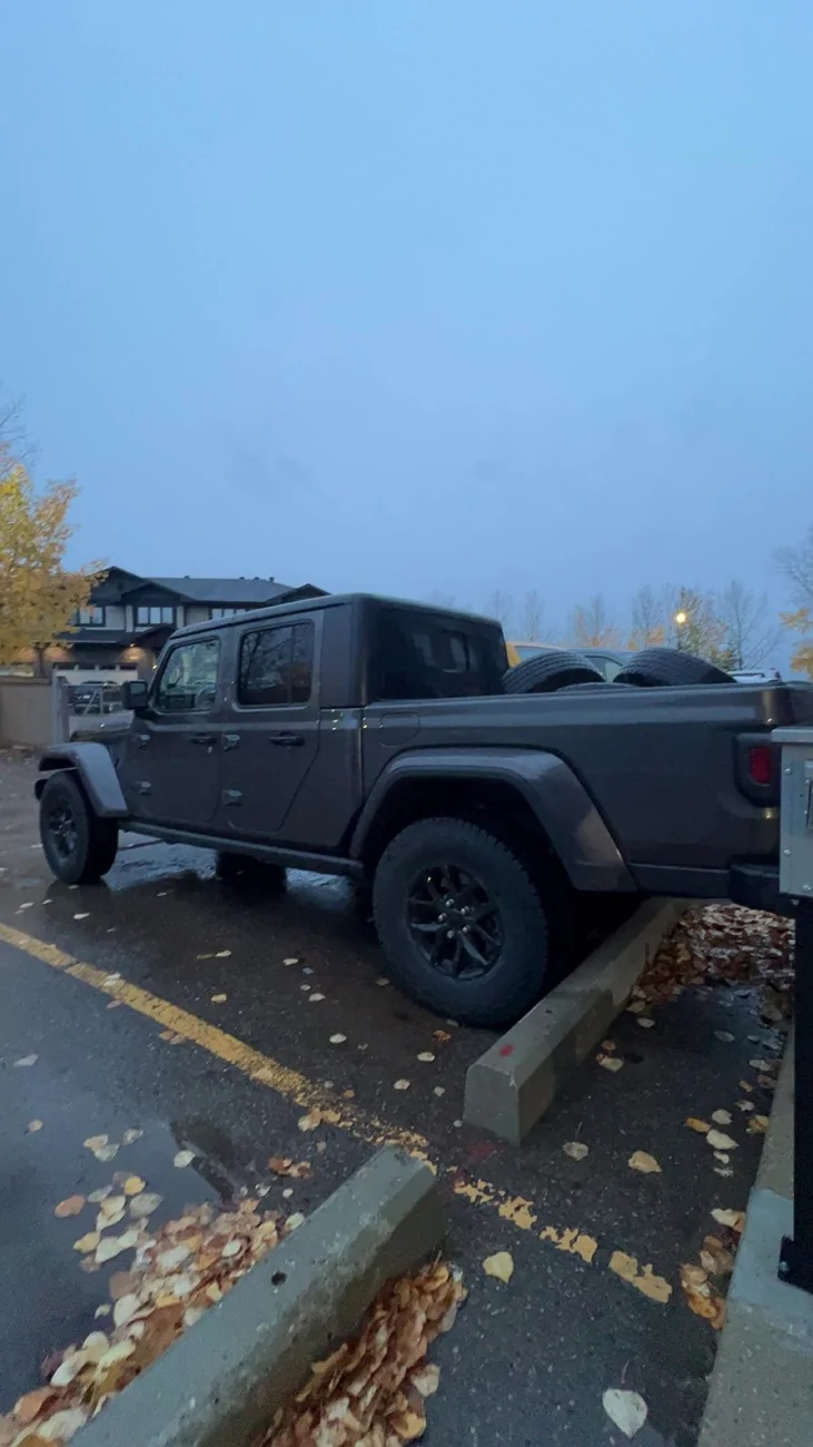 Jeep Gladiator Let's see your 285/75 17 tires IMG_7435