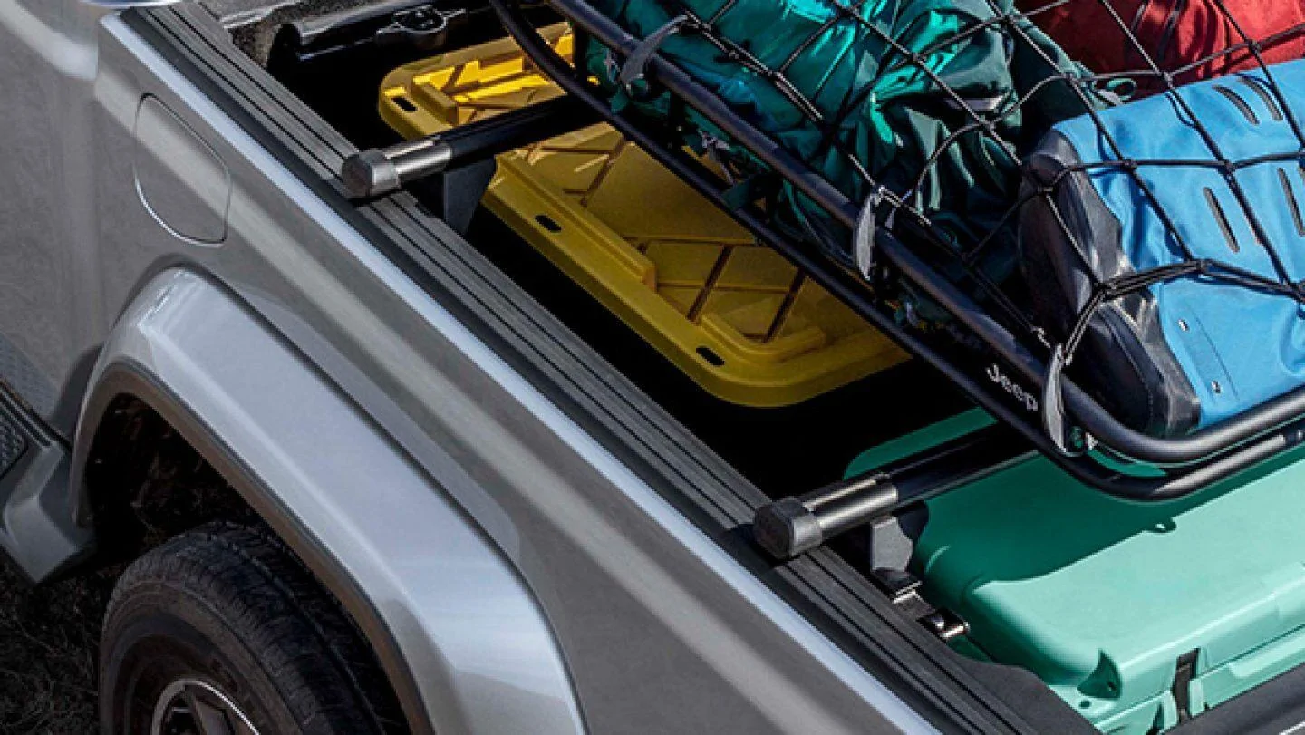 2020-Jeep-Gladiator-Utility-Trail-Rail-System.jpg.image.1440.webp