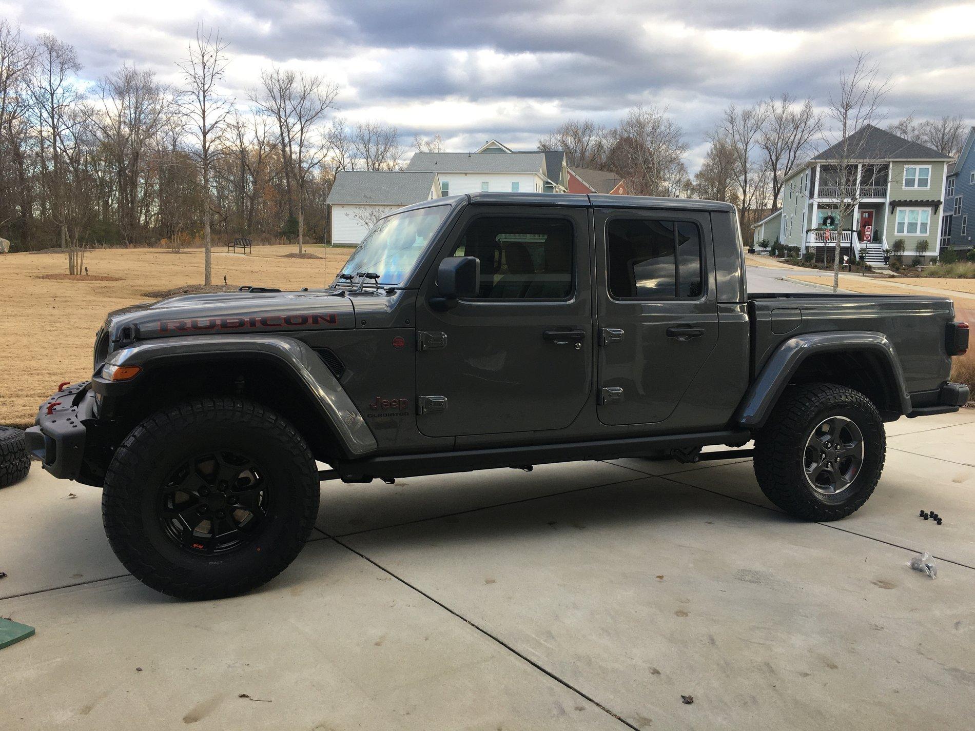 Jeep Gladiator Took Delivery of Your JT? Sign in Here! 191202 - S19
