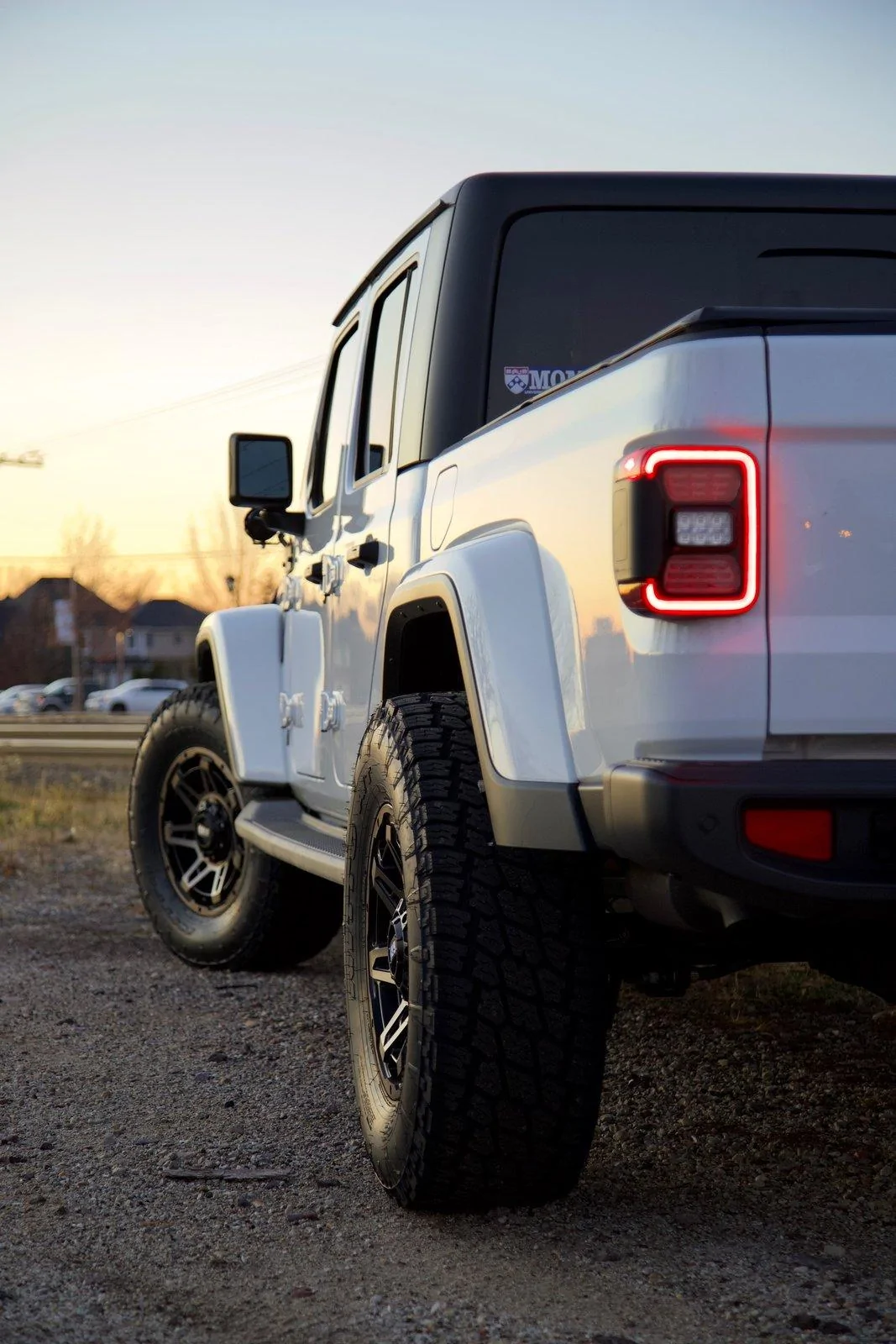 Jeep Gladiator Overland 18” wheels and 33”, 35”, 37” tires? 7BD8DF34-8F91-459B-ABCA-B27A8E81DBFC