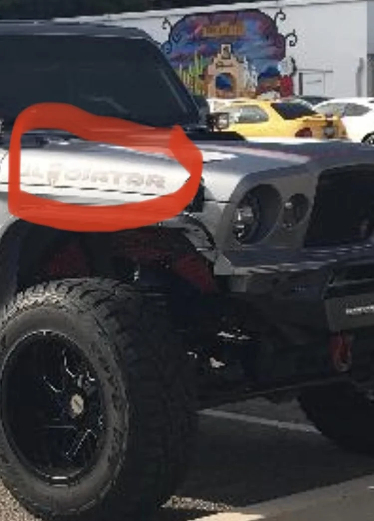 Jeep Gladiator Ever seen this yet. 95238895-9AA0-4F7C-94BC-C5ED2FEDA0EC