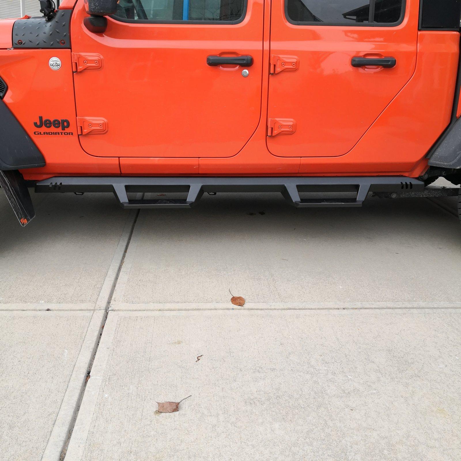 Jeep Gladiator N-Fab EPYX side steps IMG_20191206_090140