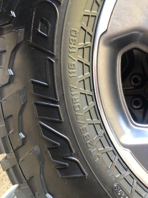 Jeep Gladiator 17" Jeep Gladiator Wheels and tires OEM take offs for sale IMG_2723