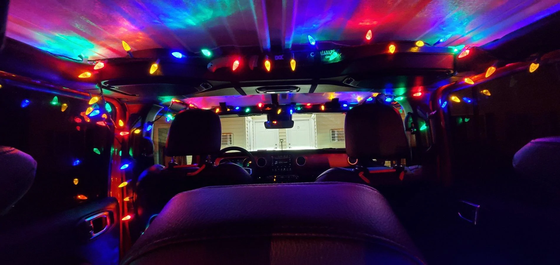 Jeep Gladiator Feeling extra festive 20191205_213119