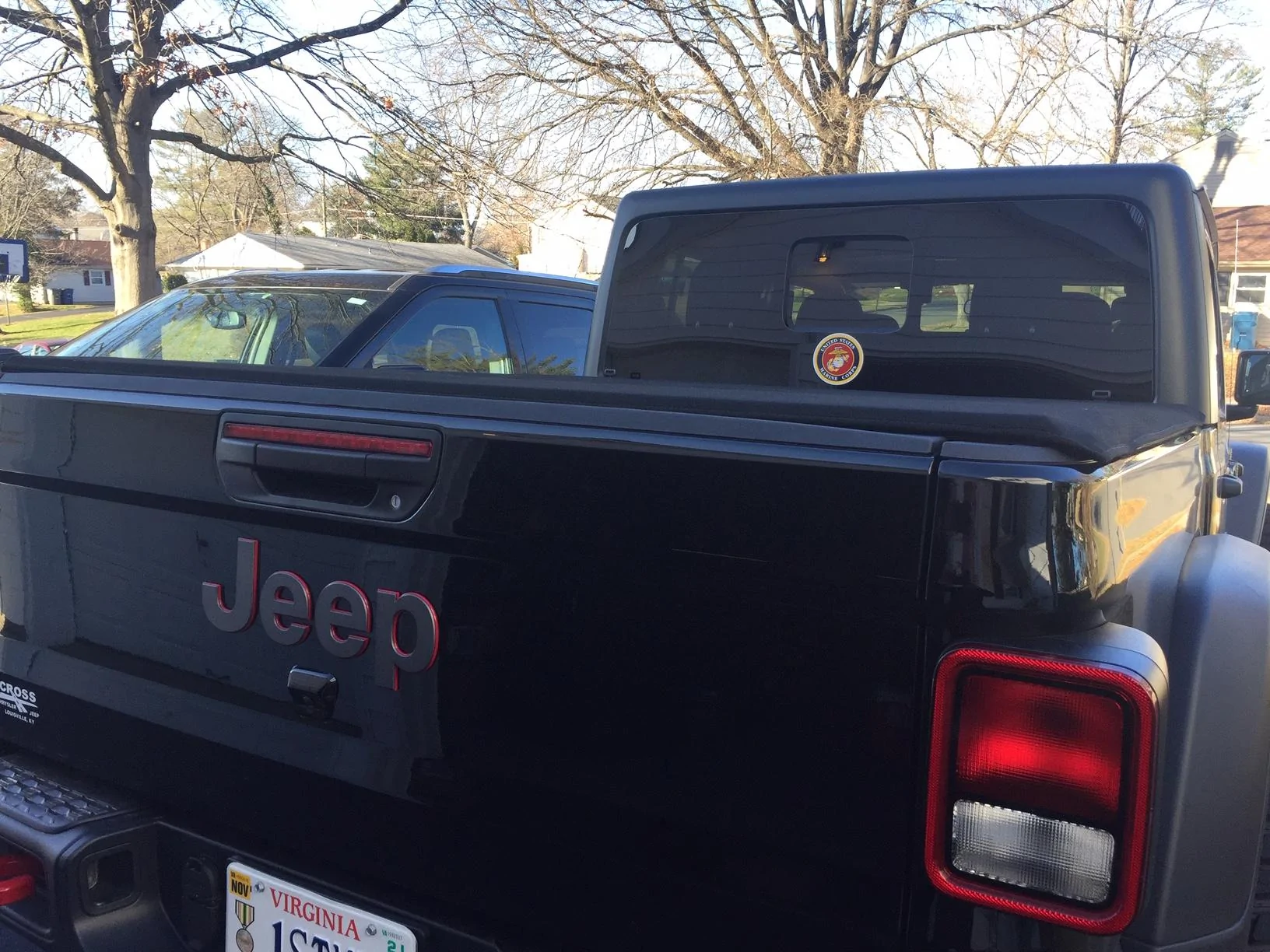 Jeep Gladiator SOLD - Roll-Up Tonneau Cover in NOVA zUEqiJY
