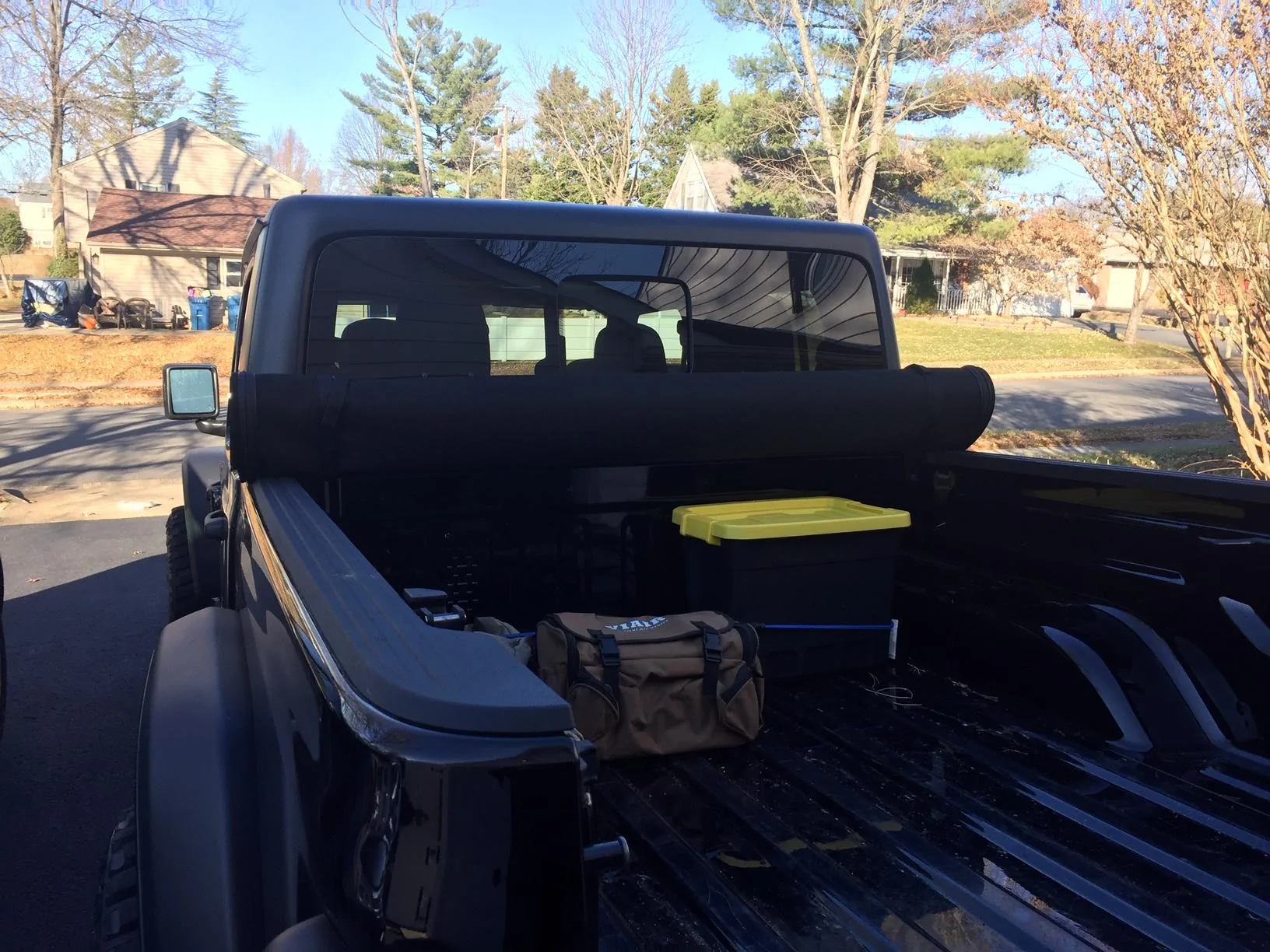 Jeep Gladiator SOLD - Roll-Up Tonneau Cover in NOVA eLaP5oV
