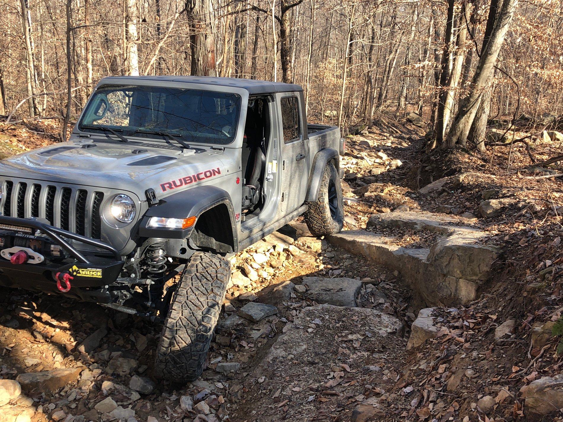 Jeep Gladiator Gladiator Flex pictures 133EC50B-8551-4436-B3C5-48CE44EA199E
