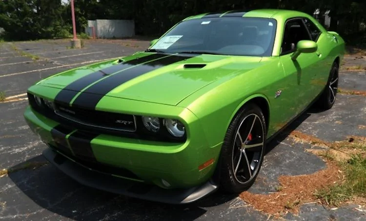 Jeep Gladiator JT  “Green with envy pearl coat” new color ? challenger2011zenvy