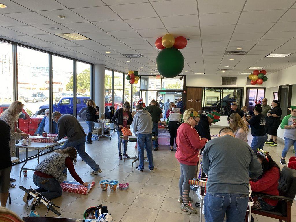 Jeep Gladiator Java & Jeeps/Jeep 4Wheel Adventure Houston meet & greet EsZRVkKh