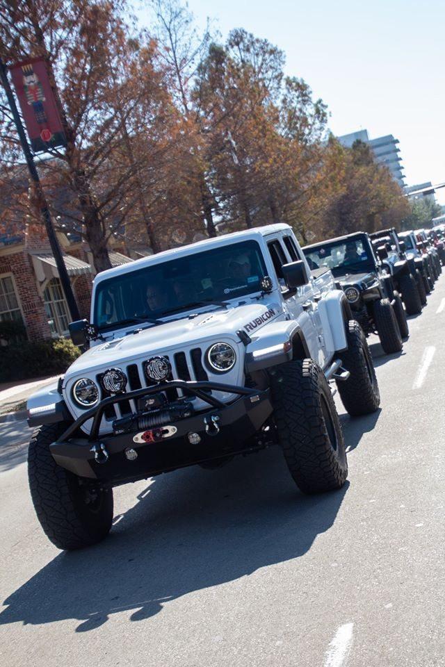 Jeep Gladiator Java & Jeeps/Jeep 4Wheel Adventure Houston meet & greet CG83Q16h